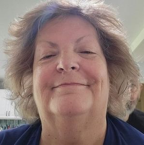 Meet your Posher, Carlotta